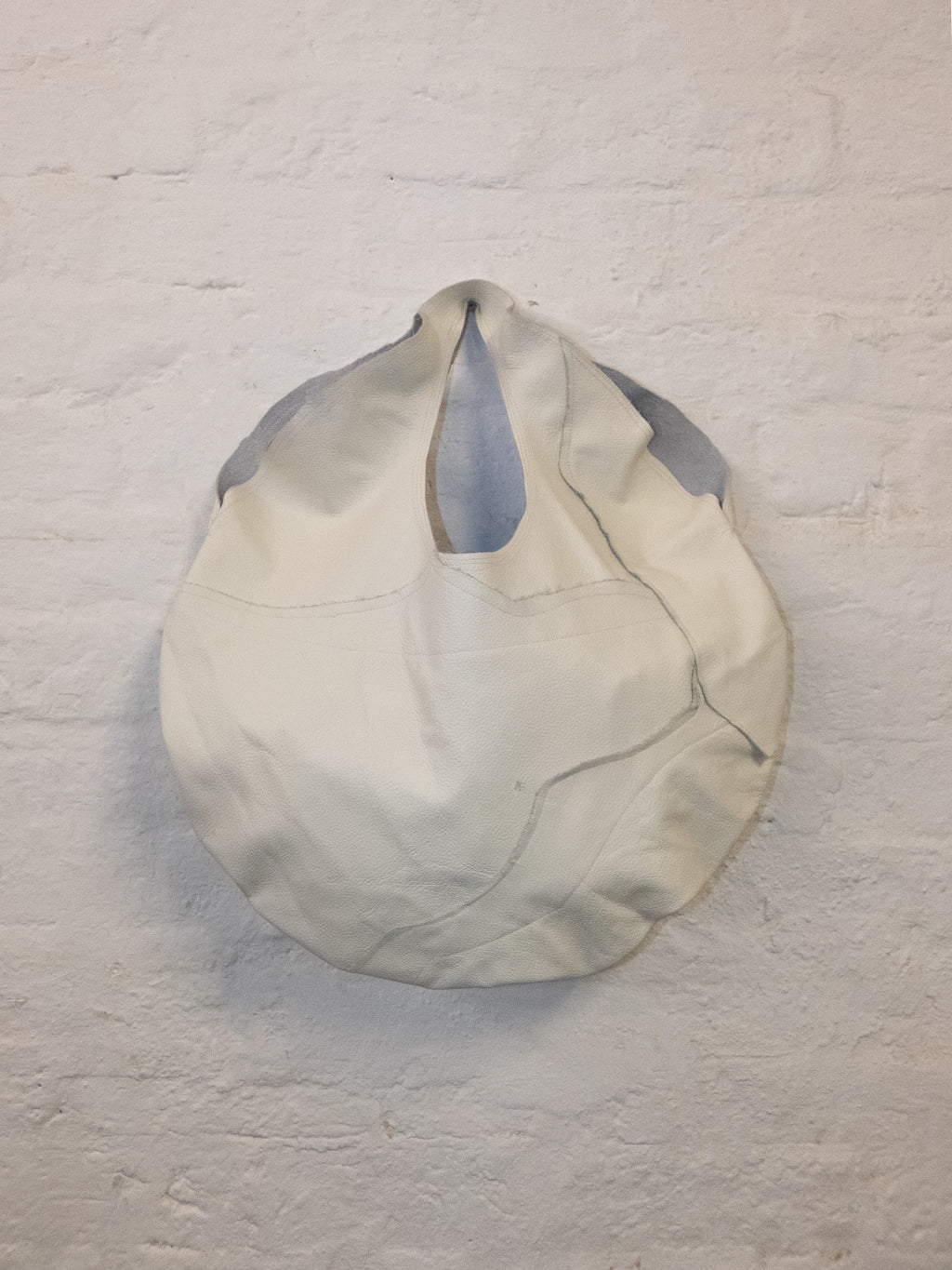 Big Circle Leather Tote