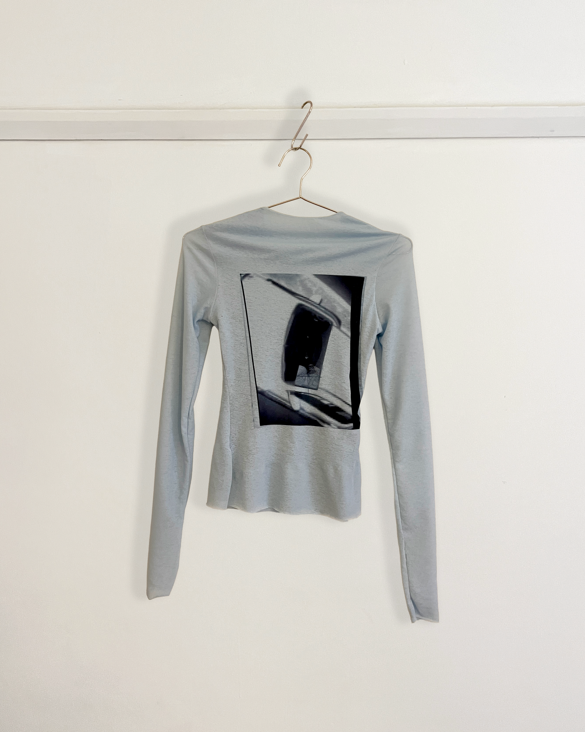 Variations of a Wife Top: Headlights